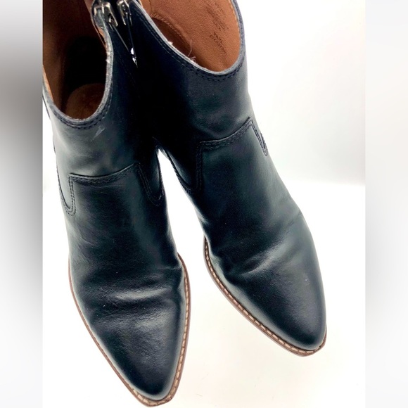 Madewell The Hailie Boot Leather In Black - Picture 13 of 16